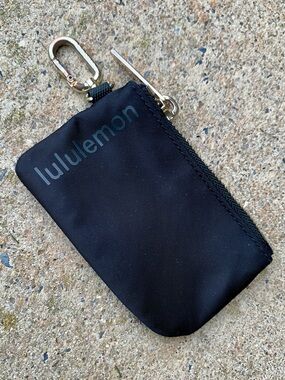 Lululemon Coin Card Pouch Nylon Black on Black Zip Top Clip